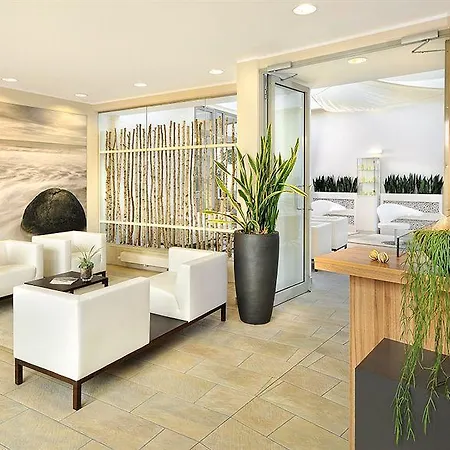 Therme Laa Hotel Silent Spa Villas فندق لا ان دير تيا