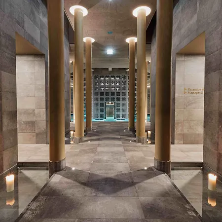 Hotel Therme Laa - & Silent