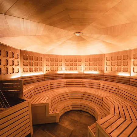 Hotel Therme Laa Silent 4*