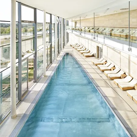 Therme Laa Hotel Silent Spa Villas فندق