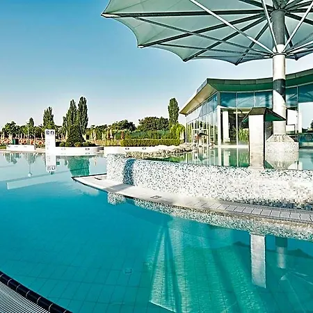 Therme Laa Silent לה אן דר טהיאה