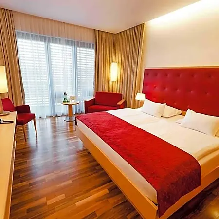 Therme Laa Silent 4*
