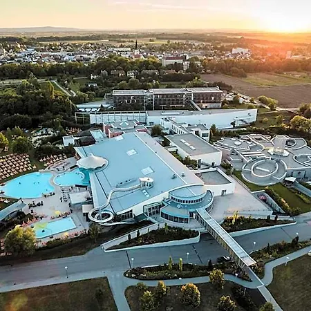 מלון Therme Laa Silent לה אן דר טהיאה