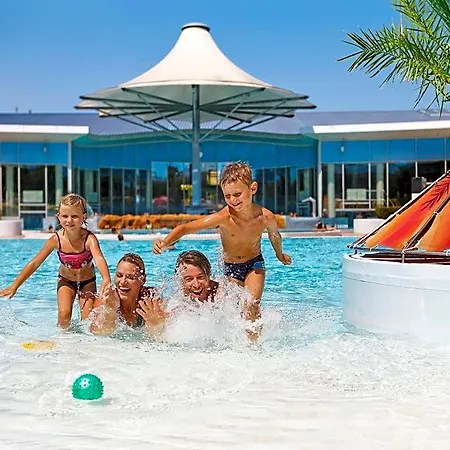 Therme Laa Silent מלון 4*