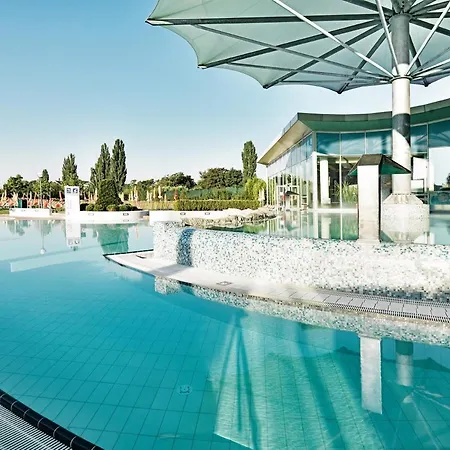 Therme Laa - & Silent Hotel
