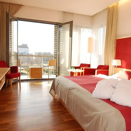 Therme Laa - & Silent 4*
