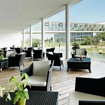 Therme Laa Silent ホテル